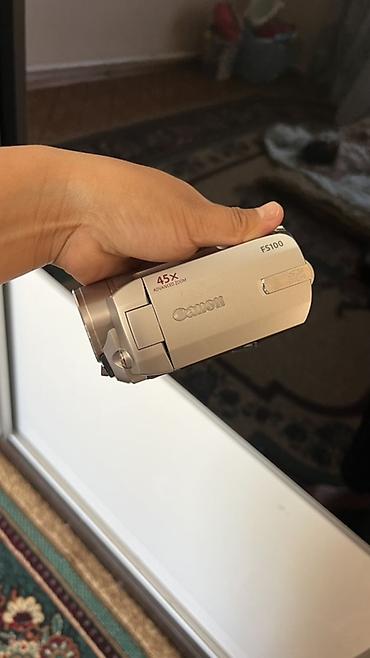 комтер: Видеокамера Canon FS100 (PAL) - Компактная карта-памятьная — 3