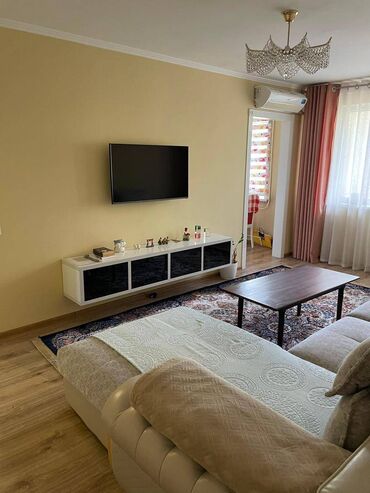 квортира бишкек: 3 комнаты, 54 м², 104 серия, 2 этаж, Евроремонт