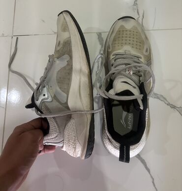 Кроссовки и спортивная обувь: Кроссовки li-Ning size 41,5