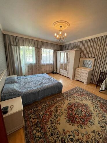 həyət evleri: 3 otaqlı, 168 kv. m, Orta təmir