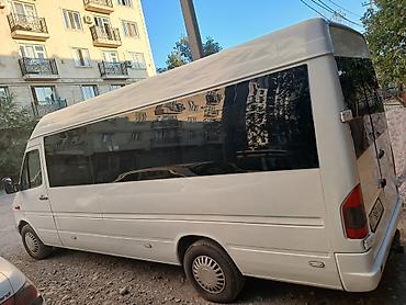 линолеум на спринтер: Mercedes-Benz Спринтер: 2005 г., 2.2 л, Дизель, Бус — 3