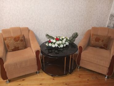 спинка для офисного кресла: 2 eded kreslo ve 1 jurnalni tecili çox ucuz qiymete satilir.İşlenmiş 2