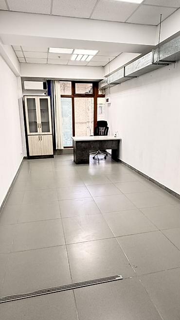 аренда офисов: Сдаю Офисный кабинет: 30 м², В бизнес центре, С ремонтом, Первая линия — 1