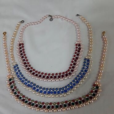 ожерелье: Продаётся ожерелье из камней Своровски ручной работы