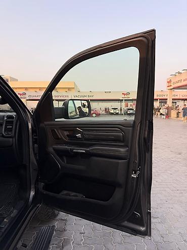 Dodge: Dodge Ram 1500: 2022 г., 5.7 л, Автомат, Бензин, Пикап — 10