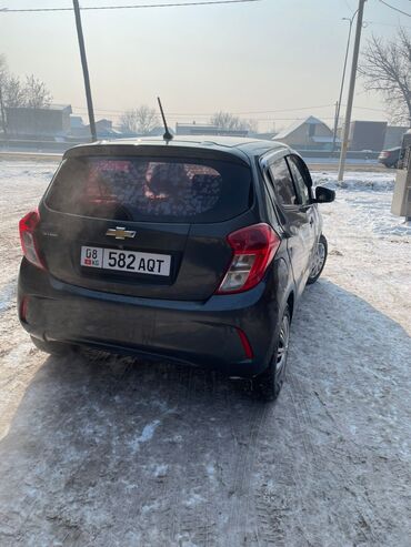 Chevrolet: Chevrolet Spark: 2018 г., 1 л, Автомат, Бензин, Хэтчбэк — 3