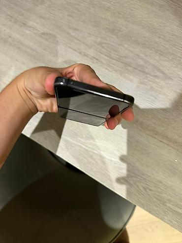 pult samsung: Samsung Z Flip, 256 GB, rəng - Qara, Barmaq izi — 4