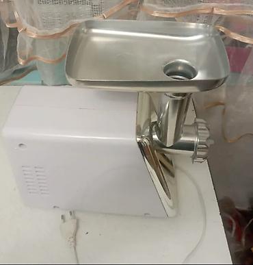 philips e590: Электрическая мясорубка фирмы Nikai MGN-752 - Тип: электрическая — 1