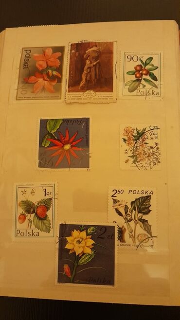 Markalar: Старинные марки. 1 штука-2 маната. Всего 163 штуки. Есть ещё советские — 14