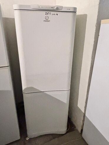 Soyuducular: 2 qapılı Indesit Soyuducu Satılır, rəng - Ağ