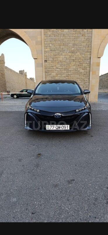 автозапчасти на гольф 3: Toyota Prius: 1.8 л | 2021 г. Универсал
