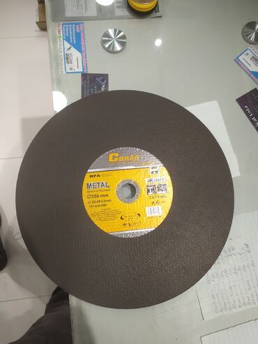 Потолок: Metal kəsmək üçün nəzərdə tutulmuş bu Conac markalı disk, 350 mm