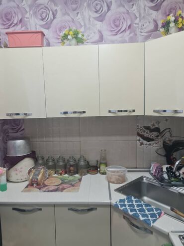 Köhnə tikili: Bakı, 2-ci mikrorayon, 2 otaqlı, Köhnə tikili, m. Memar Əcəmi, 56 kv. m — 2