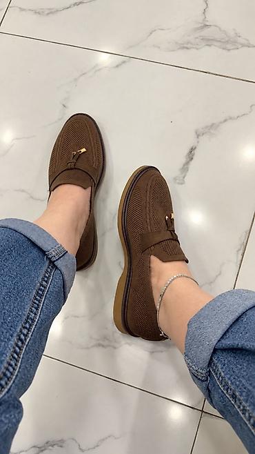 Мокасины и лоферы: Qadın loaferləri – qəhvəyi - Model: slip-on loafer - Material — 1