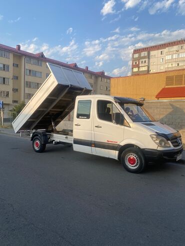 насос на самосвал: Легкий грузовик, Mercedes-Benz, Стандарт