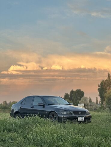 Lexus: Lexus IS: 2002 г., 2 л, Автомат, Газ, Седан
