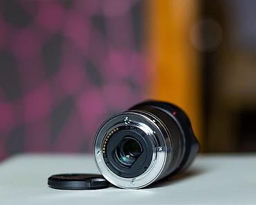 iphone 12 pro max satilir: Sony 18-55 OSS Əla vəziyyətdədir. Stabilizatorludur. Korpusu — 2