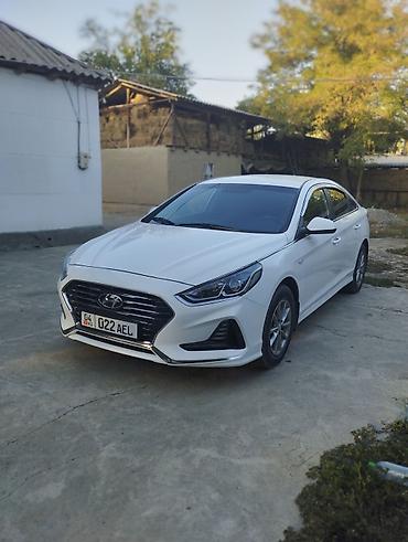 geely monjaro белый: Hyundai Sonata: 2019 г., 2 л, Автомат, Газ, Седан — 1