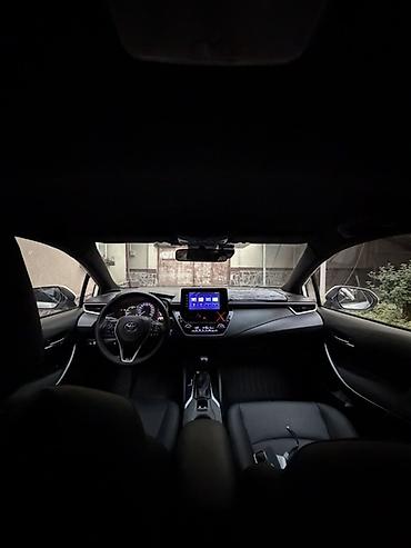 каробка вариатор: Toyota Corolla: 2022 г., 1.8 л, Вариатор, Гибрид, Седан — 9