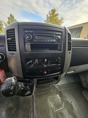 Yük maşınları: Mercedes-Benz Sprinter 211 - Model: Mercedes-Benz Sprinter (uzadılmış — 17