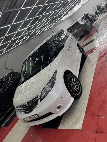 Honda: Honda Elysion: 2006 г., 2.4 л, Автомат, Газ, Минивэн at lalafo.kg — 2 Honda: Honda Elysion: 2006 г., 2.4 л, Автомат, Газ, Минивэн — 2