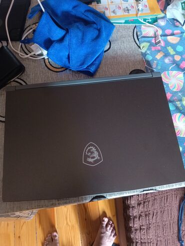 Noutbukların alışı: MSI, 15.6 ", Intel Core i5, 1 TB