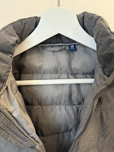 uniq: Детская куртка-пуховик UNIQLO KIDS - Цвет: серый графит - Теплый — 2