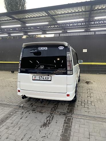 Honda Stepwgn: 2004 г., 2 л, Автомат, Газ, Минивэн