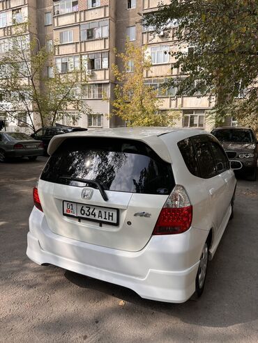тормозная колодка цена: Honda Fit: 2003 г., 1.3 л, Вариатор, Бензин, Универсал