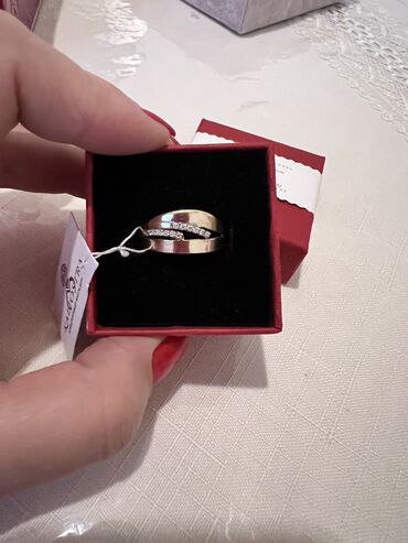 кольцо с бриллиантом бишкек цена: Кольцо пришло в подарок проба 375 ! Размер 18