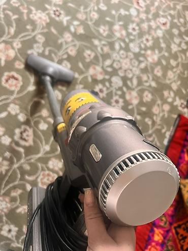 dyson v15: Беспроводной вертикальный пылесос - Форм‑фактор: ручной/вертикальный — 2