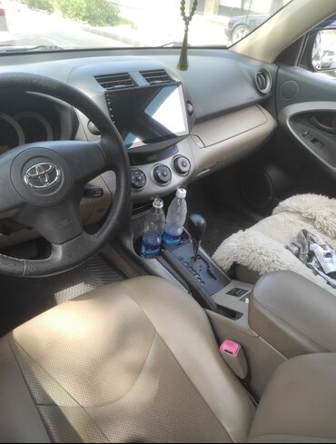 меняю на малолитражку: Toyota RAV4: 2007 г., 2.4 л, Автомат, Бензин, Кроссовер