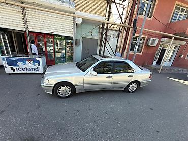 mersedes benz c: Mercedes-Benz C-Class: 1.8 l | 1999 il Sedan — 2