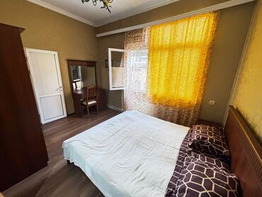 Günlük kirayə mənzillər: 3 otaqlı — 6