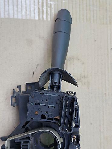 Другие детали рулевой части: Подрулевой переключатель Renault Logan / Sandero / Duster / Lada — 6