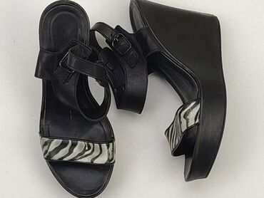 Sandals & Flip-flops: Sandals 37, condition - Good
