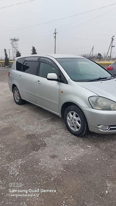 Toyota: Toyota Ipsum: 2002 г., 2.4 л, Автомат, Бензин, Минивэн — 1