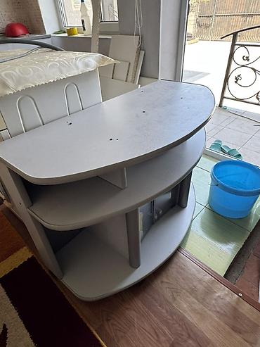 study table: Тумба под телевизор/медиацентр, серый цвет. - Форма: полукруглая — 2