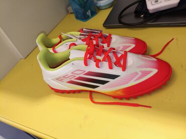 Krasofkalar və idman ayaqqabıları: Adidas F50 Club TF (orginal) Şok qiymətə super keyfiyyətli futbol lalafo.az -da Krasofkalar və idman ayaqqabıları: Adidas F50 Club TF (orginal) Şok qiymətə super keyfiyyətli futbol