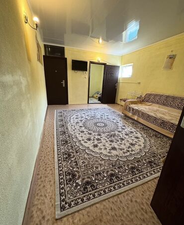 сдам частный дом без хозяина в бишкеке: 3 комнаты, 10000 м², 1 этаж