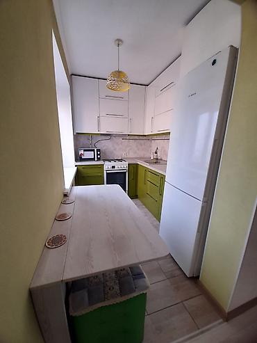 сдаю 4 комнатную квартиру: 3 комнаты, 55 м², 104 серия, 5 этаж, Евроремонт — 10