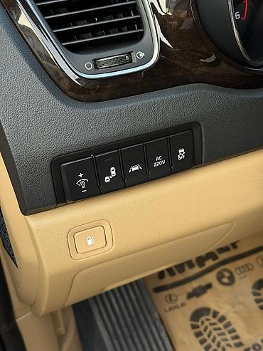 Kia: Kia Carnival: 2020 г., 2.2 л, Дизель — 8