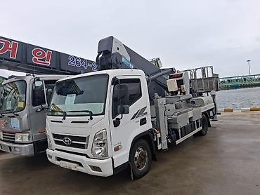 наклейки для: Автовышка, Hyundai, 2015 г., 28 м — 8