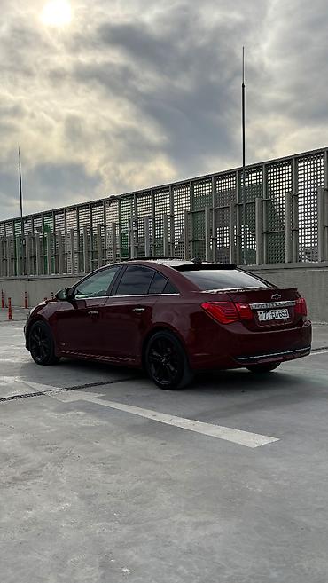 cruz 2015: Chevrolet Cruze: 1.4 l | 2015 il 27000 km Sedan — 4