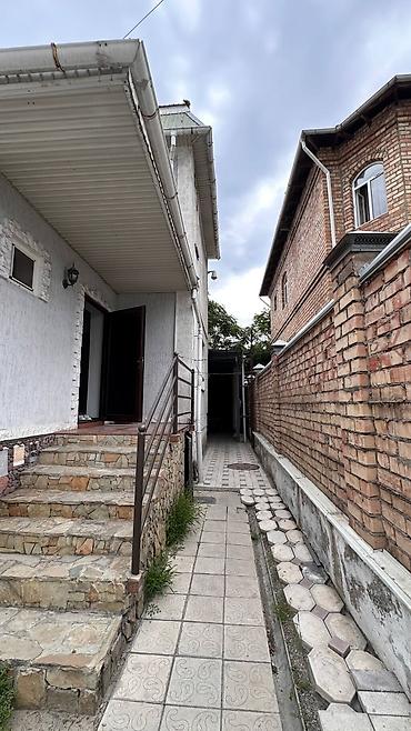 дома киргизия 1: Продается дом. На участке размером 2, 2 сотки. Площадь дома 130 кв.м — 2