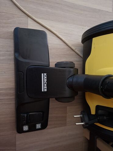 моющий пылесос karcher в аренду: Пылесос, Karcher, Стандартный, Сухая, Контейнер