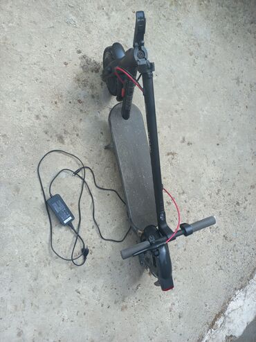 Elektrikli samokatlar: Xiaomi elektrik skuter - Marka/model: Xiaomi (qatlanan elektrik -da lalafo.az — 2 Elektrikli samokatlar: Xiaomi elektrik skuter - Marka/model: Xiaomi (qatlanan elektrik — 2
