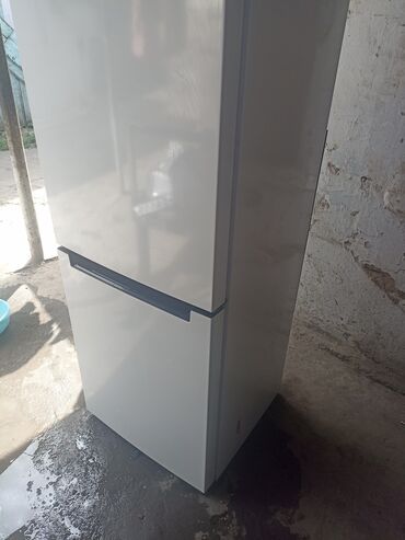 холодильник в токмаке: Холодильник Indesit, Б/у, Двухкамерный, No frost, 85 * 200 * 45