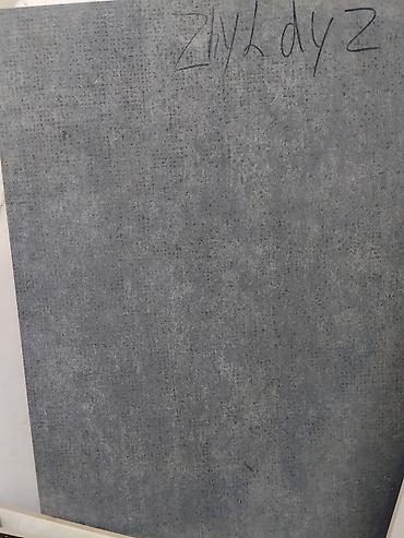 silver kitchen: Керамогранит серый, матовая поверхность с точечным крапом под бетон — 1