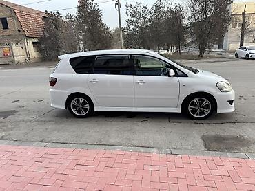 Toyota: Toyota Ipsum: 2004 г., 2.4 л, Автомат, Газ, Минивэн — 5